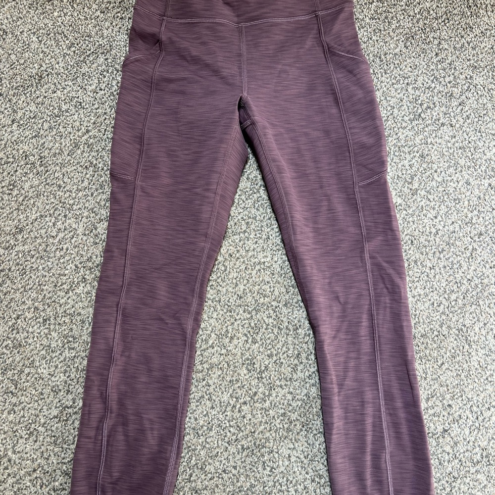 Lululemon Invigorate crops size 4